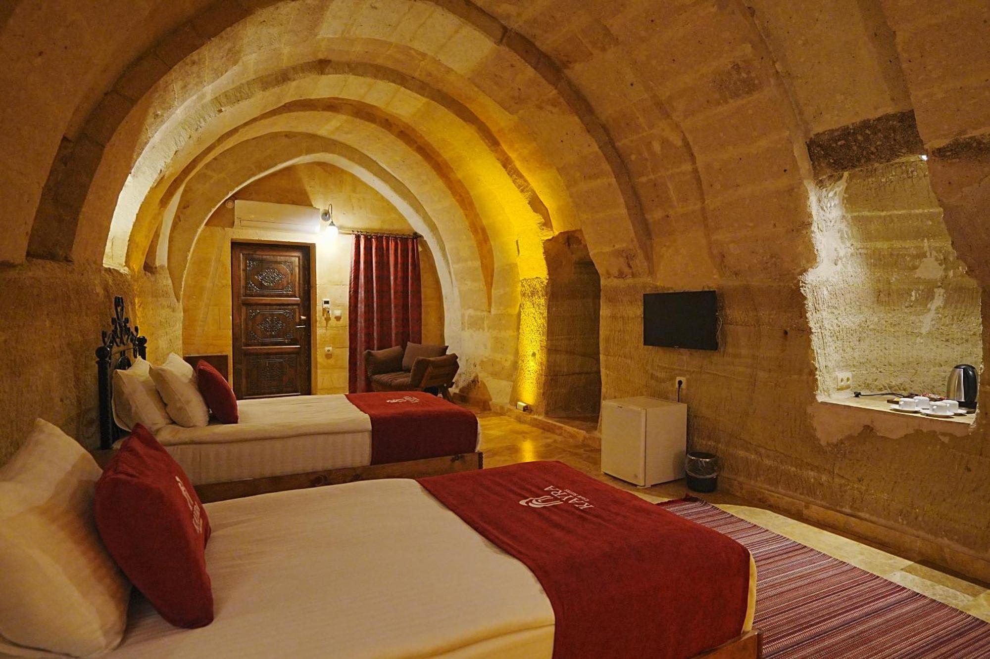 Kayra Cave Suites เกอเรเม ภายนอก รูปภาพ