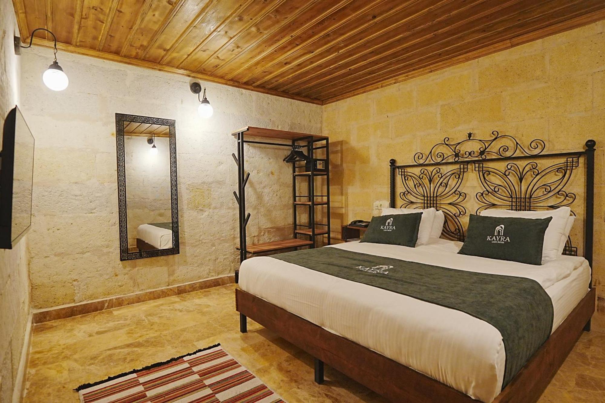 Kayra Cave Suites เกอเรเม ภายนอก รูปภาพ