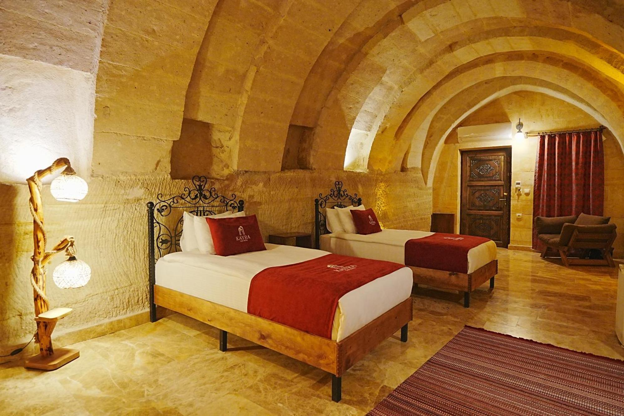 Kayra Cave Suites เกอเรเม ภายนอก รูปภาพ