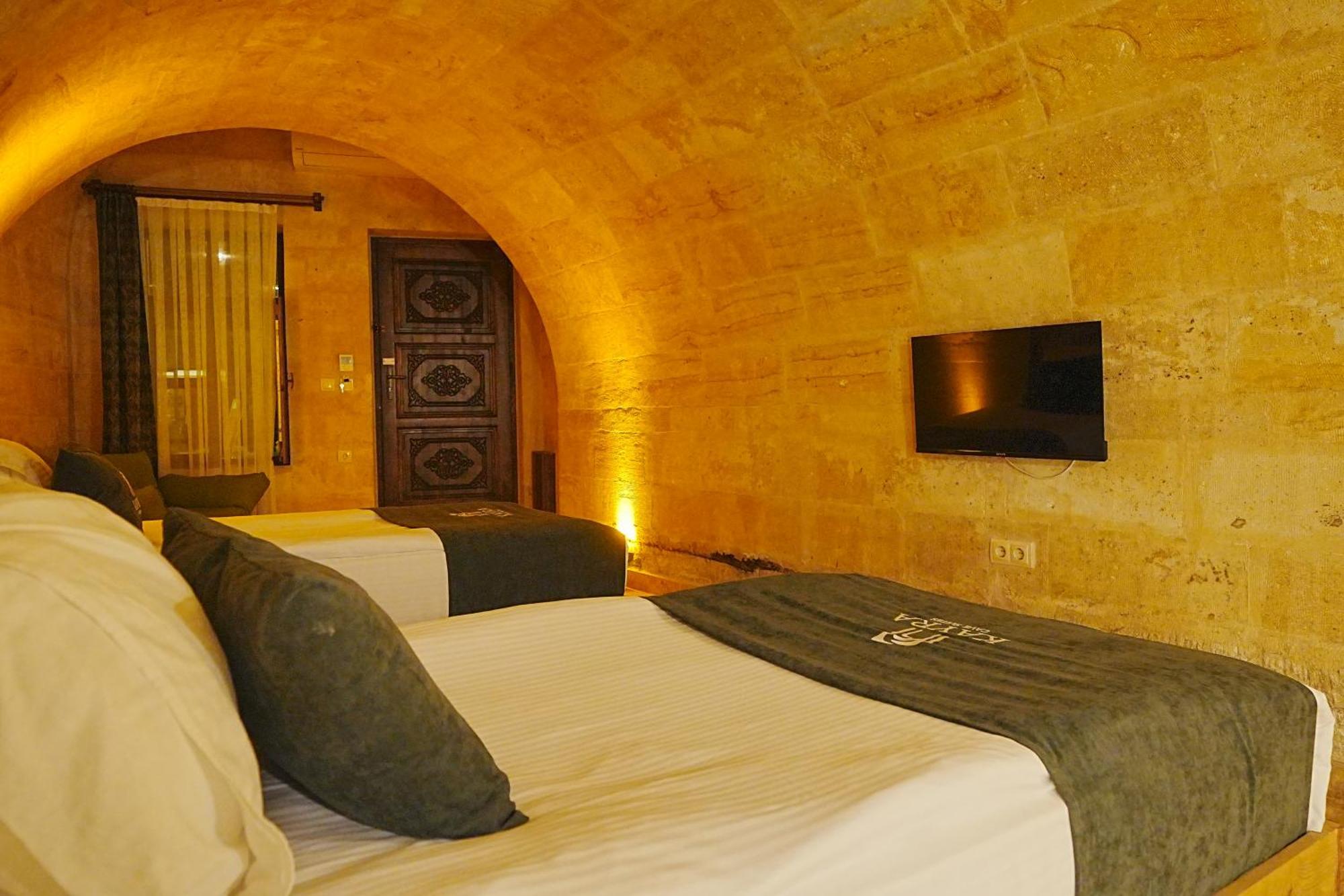 Kayra Cave Suites เกอเรเม ภายนอก รูปภาพ