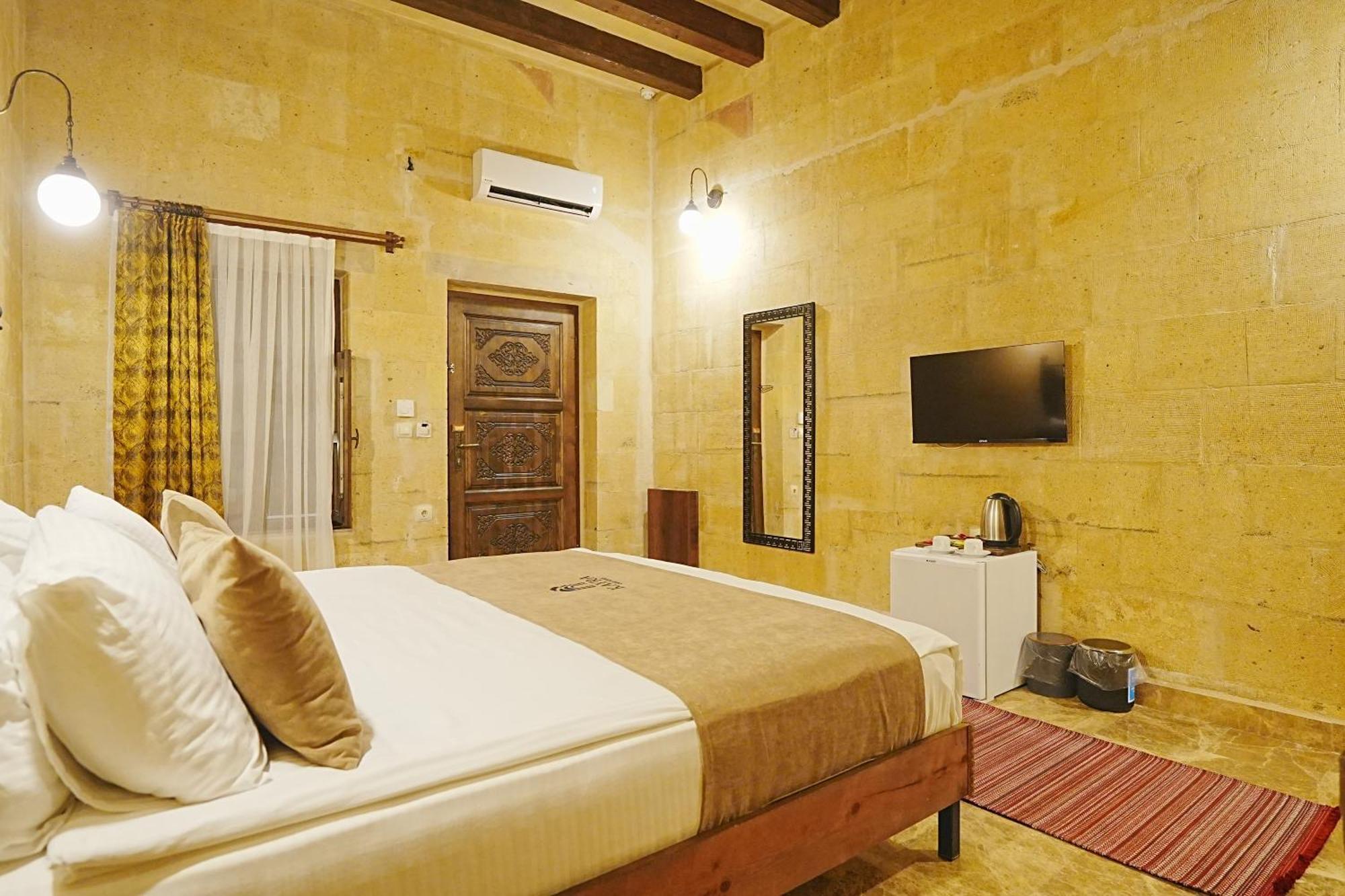Kayra Cave Suites เกอเรเม ภายนอก รูปภาพ