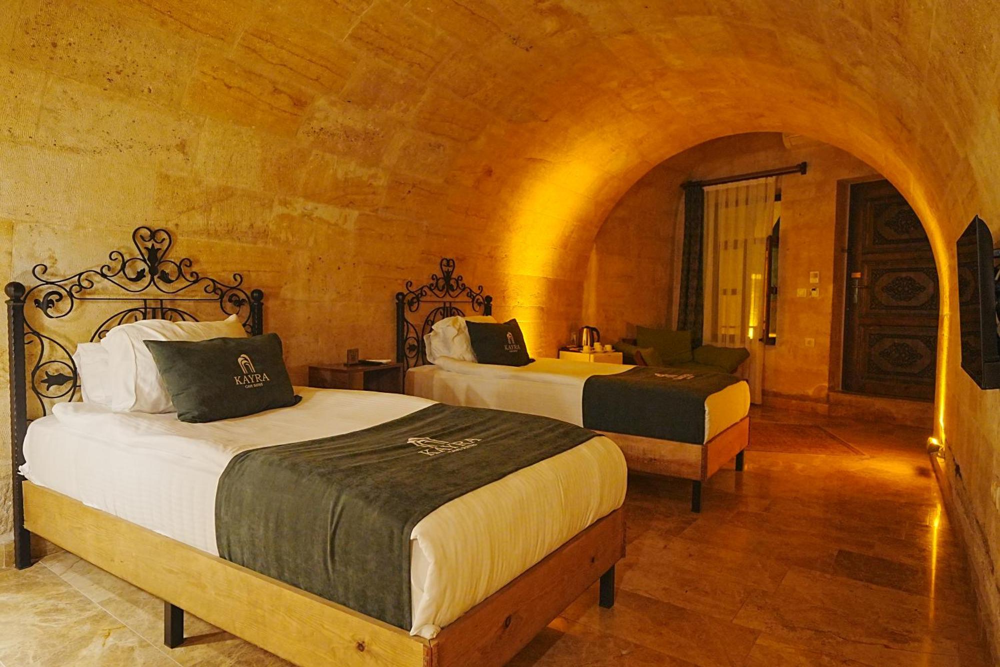 Kayra Cave Suites เกอเรเม ภายนอก รูปภาพ